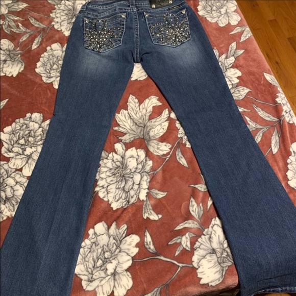 Miss Me jeans - Picture 2 of 3